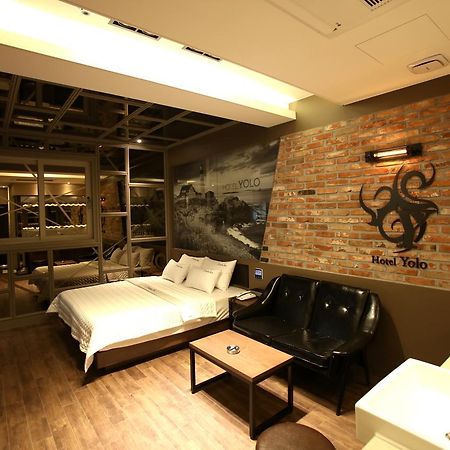 Hotel Yolo Chongnae-dong Kültér fotó