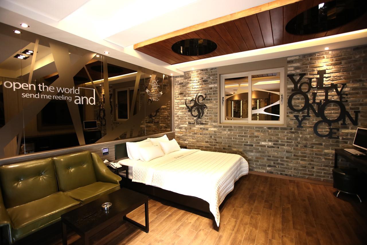 Hotel Yolo Chongnae-dong Kültér fotó