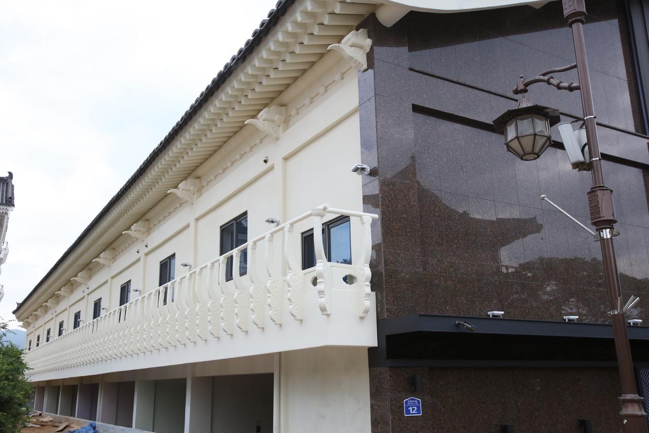 Hotel Yolo Chongnae-dong Kültér fotó