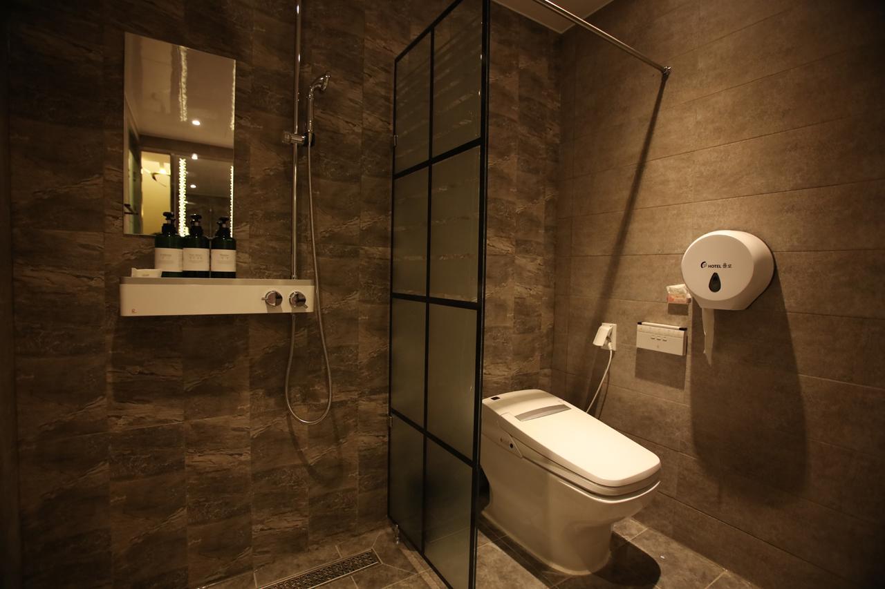 Hotel Yolo Chongnae-dong Kültér fotó